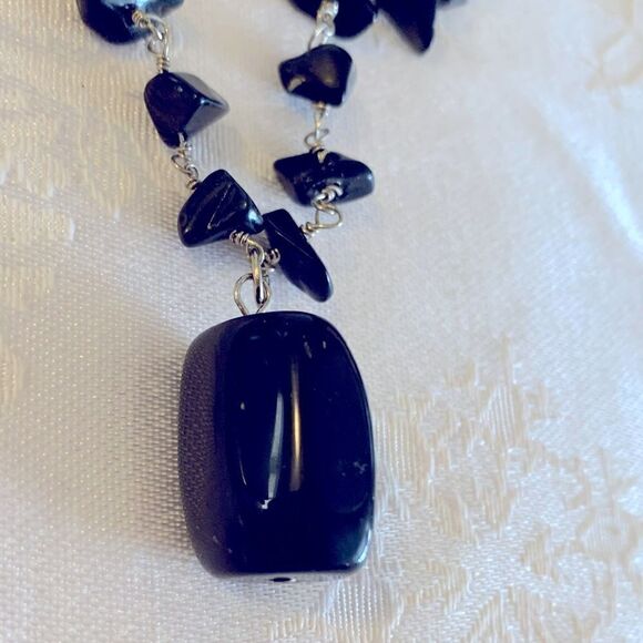 Onyx Necklace 2 Strand on Gold Tone Chain 18” Gorgeous - Picture 3 of 7